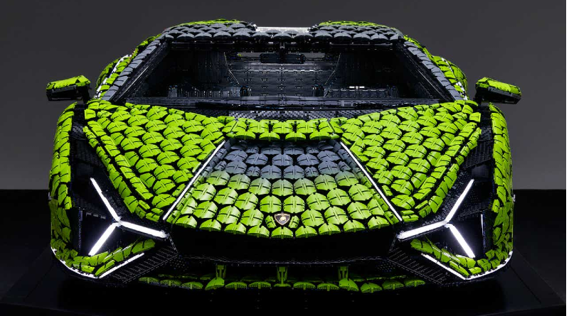 Life-size LEGO Lamborghini Sián FKP 37 heavier than any other Lambo