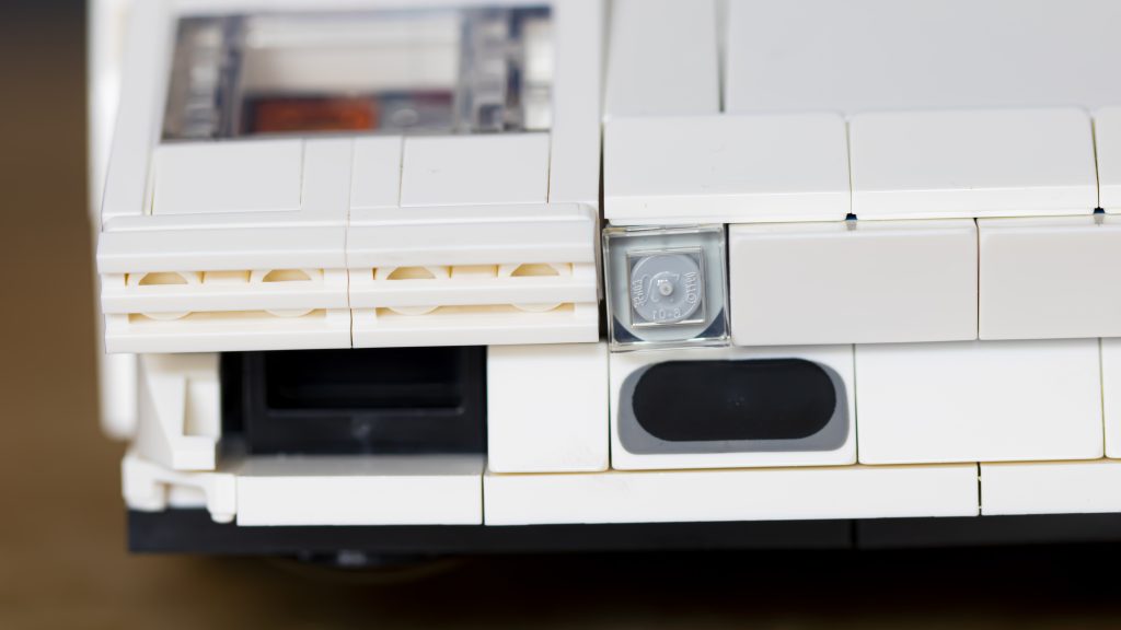 LEGO Icons 10337 Lamborghini Countach 5000 Quattrovalvole 32 1024x576