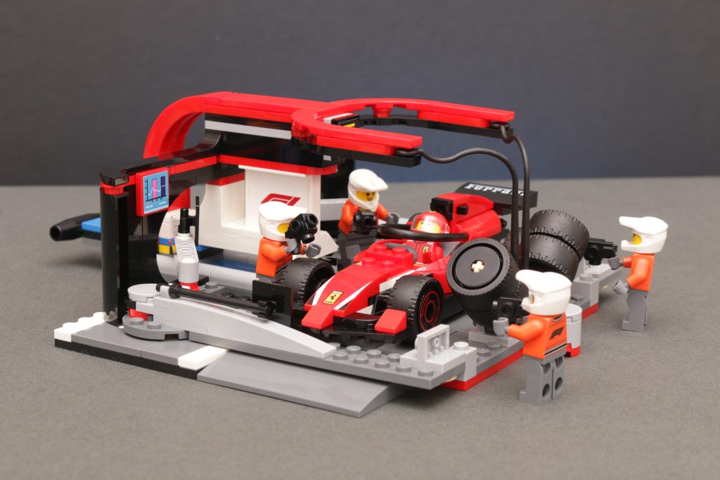 LEGO City 60443 F1 Pit Stop Pit Crew with Ferrari Car review 12 1024x683