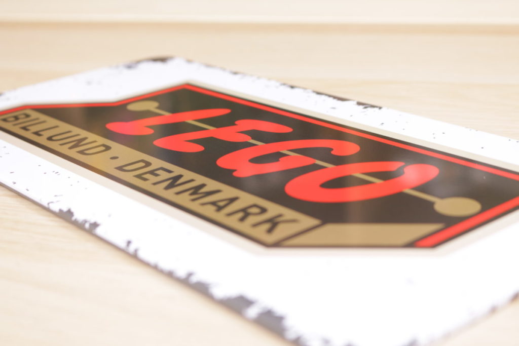 LEGO VIP Weekend retro tin gift with purchase review 8 1024x683